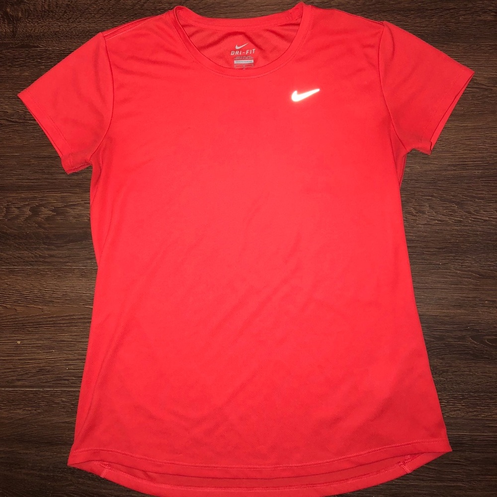 Nike, T-shirt